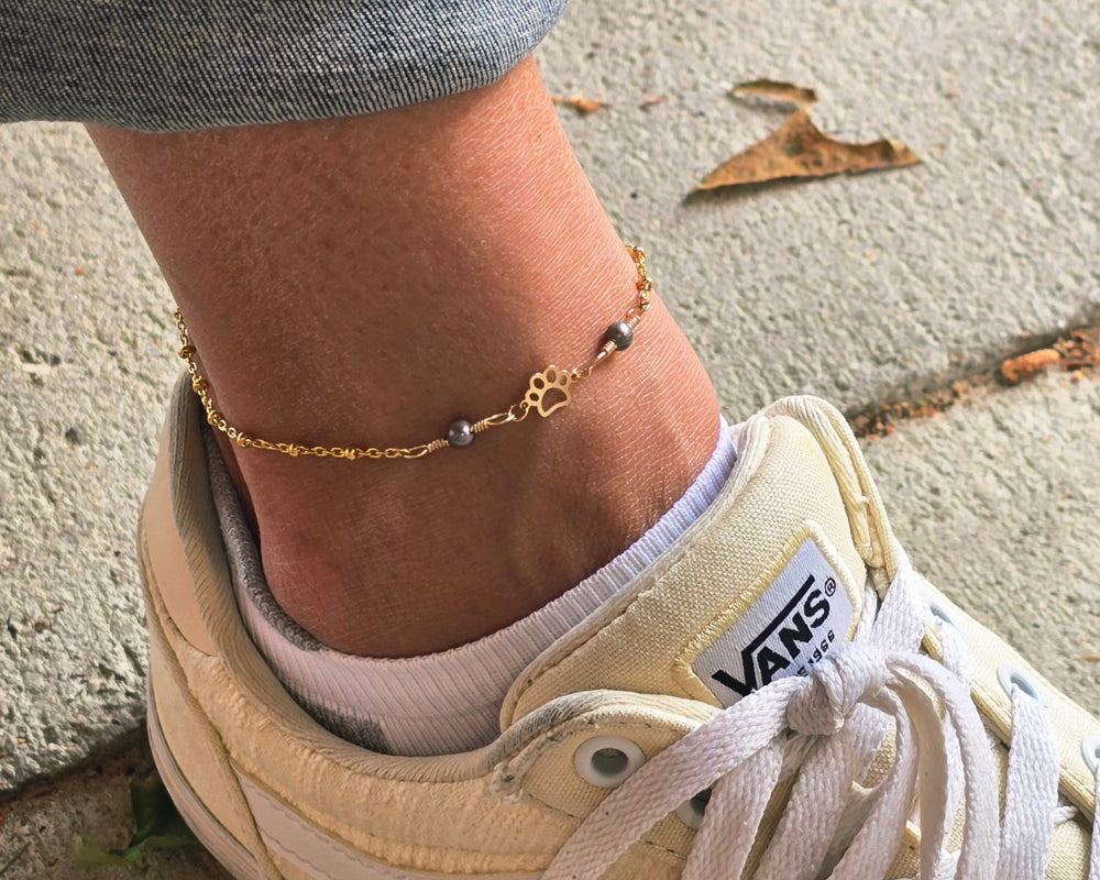 Does Permanent Jewelry Hurt?