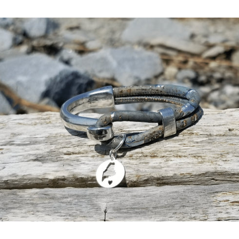 Maine Circle Charm Cork Bracelet