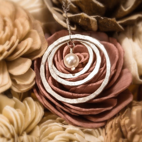 Akoya 3 Circle Necklace