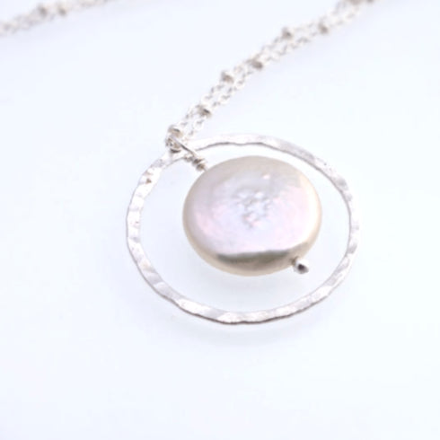 Coin Pearl Circle Necklace