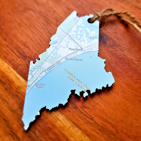 Custom Maine Map Ornaments, Personalized Map Keepsake