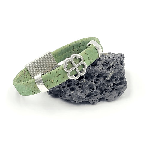 Clover Charm Cork Magnetic Bracelet