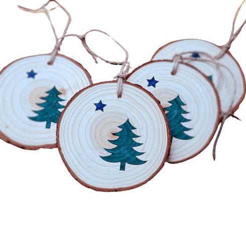 1901 Maine Flag Wood Slice Ornament