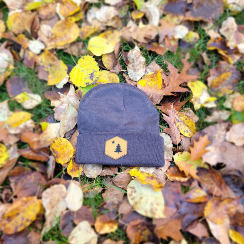 1901 Maine Flag Faux Leather Patch Winter Beanie