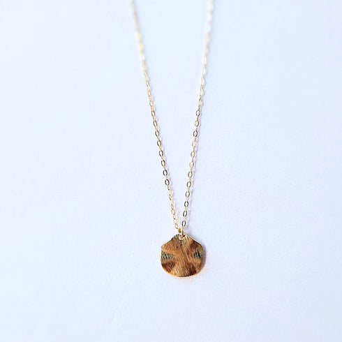 Minimalist Wavy Disc Gold Necklace