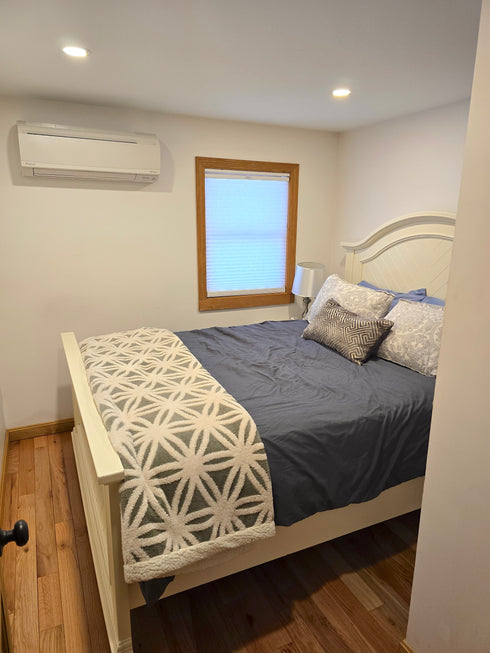 All Inclusive Women's Craft and Relaxation Retreat: April 11-13, 2025, Casco, Maine